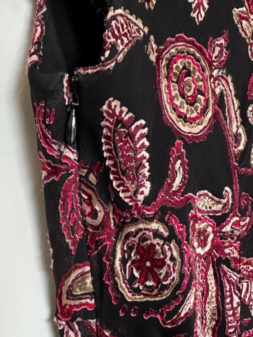 Ann Taylor Loft Paisley V-Neck Tie-Back Top size 2 🌹 - Picture 5 of 5